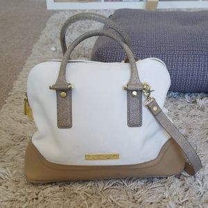 Ivanka Trump || Chic Purse